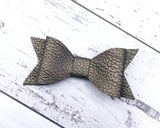 Textured Leatherette Hairbow Minis